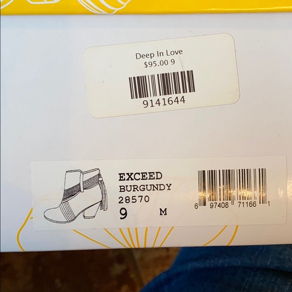 Boots - Picture 8 of 8